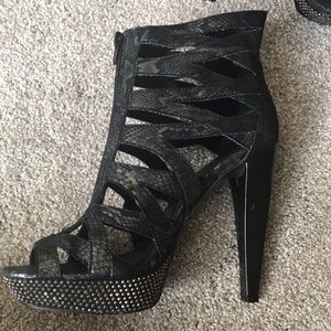 STEVEN BY Steve Madden